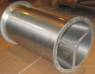 External-fed 24" diameter screen cylinder with flanges